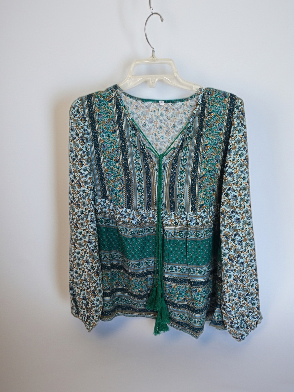 Bohemian Green Patterned Peasant Blouse With Puff Sleeves & Tassels V-neck SML - Picture 2 of 9